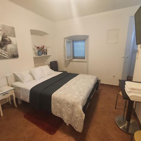 Viola Rooms Груда Экстерьер фото